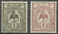 34718 NOVA CALEDONIA - LOTE COM 2 SELOS