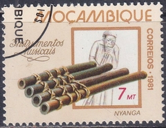 37870 ..... MOÇAMBIQUE - INSTRUMENTOS MUSICAIS - NYANGA - 7 MT - 1981 - USADO