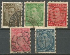 841 .... IOGUSLAVIA - REI - SERIE