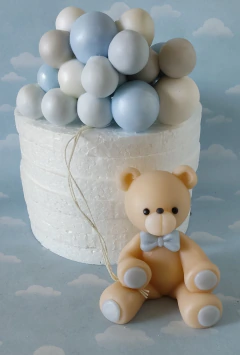 Adorno Torta oso