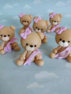 Souvenirs Varón 20 Bebes Disfrazados Bautismo Porcelana Fria - tienda online