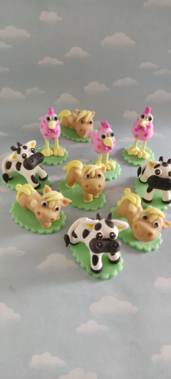 Souvenirs 20 animales granja - Nubecitas
