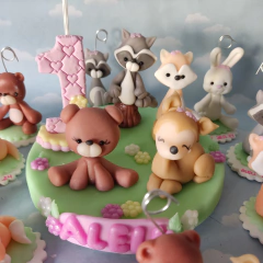 Adorno de torta animalitos de la selva /bosque /nórdicos en internet