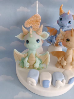 Adorno de torta dragones en internet