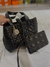 Bag 100% cuero con charms de las letras de la marca. - comprar online