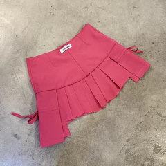 Pollera UwU fucsia en internet