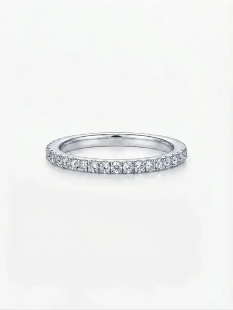 Anillo de oro blanco 18k con brillantes