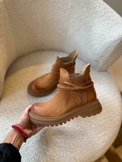 Borcego Colins