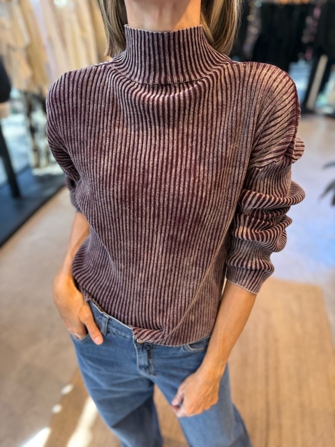 POLERA LAVADA (BORDEAUX)