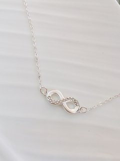 COLLAR INFINITO CUBIC