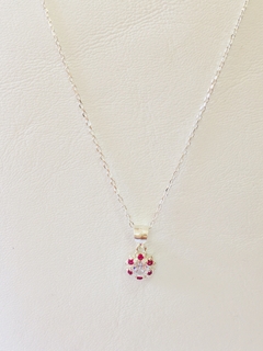 COLLAR FLOR FUCSIA