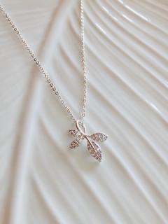 COLLAR HOJAS
