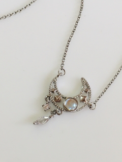 COLLAR MOON