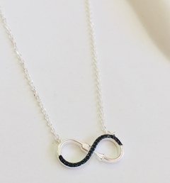 COLLAR INFINITO