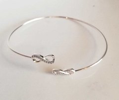 ESCLAVA INFINITO