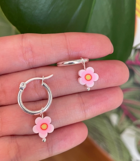 argollas flor pink 1,5 cm