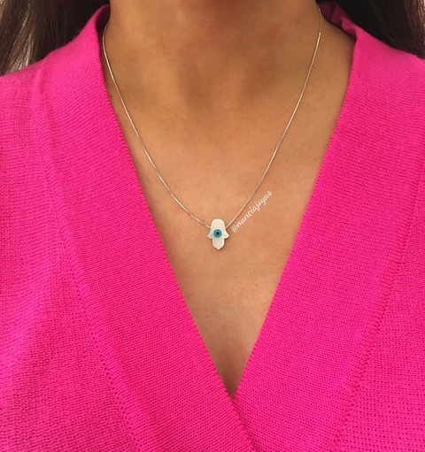 collar Alba con mano de Fatima nacar