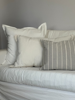 Almohadon lino tussor off white 50x70 con relleno incluido - comprar online