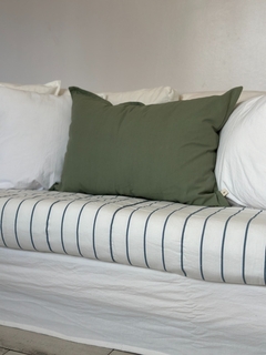 Imagen de Almohadon lino tussor off white 50x70 con relleno incluido