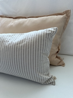 Almohadon tussor raya beige 40x60 + relleno