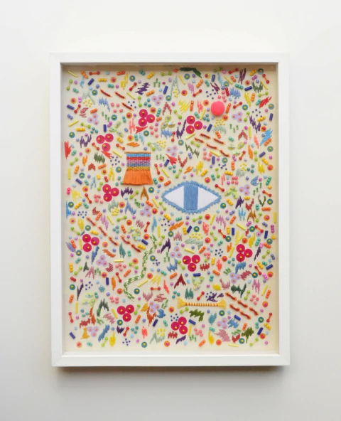 Quadro Bordado Olhar II - comprar online