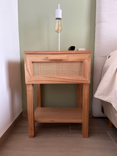 Mesa de luz Esterilla - Domu interiorismo