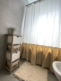 Cortina de baño de lienzo en internet