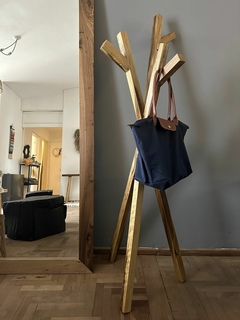 Perchero arbol en internet