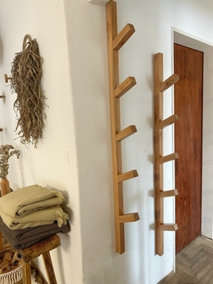 Perchero Merlí en internet