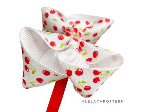Tiara cerejinha