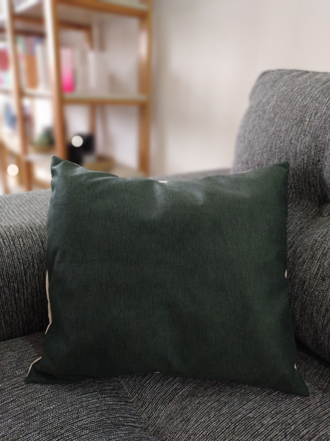 ALMOHADON VERDE 40x40