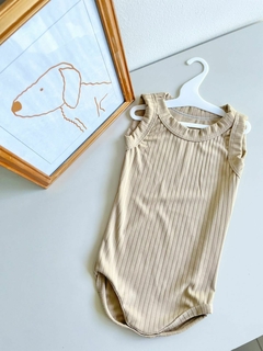 Body musculosa Nude