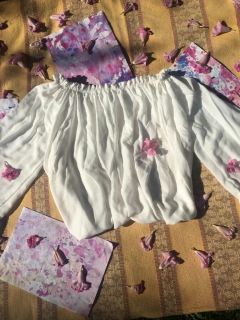 Blusa Cleopatra (blanco perlado) en internet