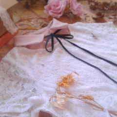 Top Clavel Blanco