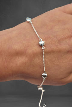Pulsera Espiga con Corazones Inflados