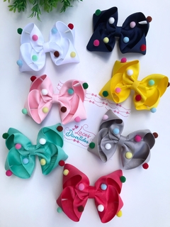 Laço Sophia G com pompons sortidos - Escolha suas cores - comprar online