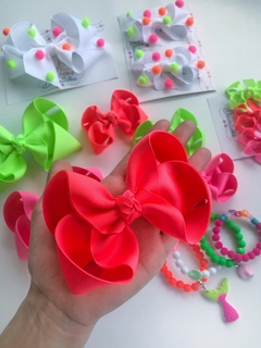 Coleção Neon - Laço Sophia Neon G na internet