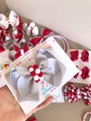 Laço Sophia G com Pompons no meio - Voltas ás Aulas