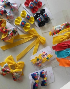 Coleção Rabisco - Par de Laço Dora Estampa - comprar online