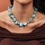 Colar com pedras howlita turquesa - comprar online