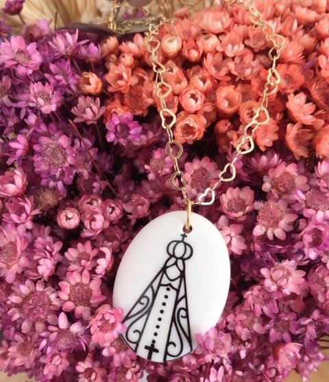 Pingente em porcalana "Nossa Senhora Aparecida" - comprar online