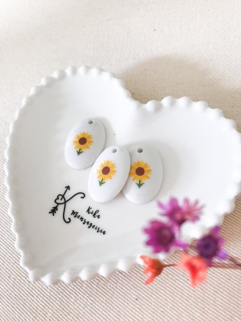 Pingente em porcelana "Girassol" 2,4cm - comprar online