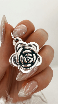DIJE ROSEFLO PLATA 925 en internet