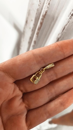 DIJE FARID ORO 18 K BP