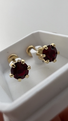 ABRIDORES BRILLO ROJO OSCURO ORO 18 K