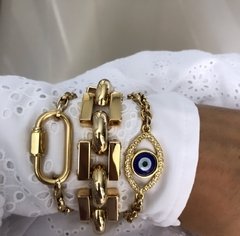 Pulseiras. Vendidas separadamente.