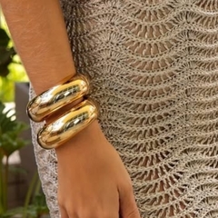 Bc 0049-1: Bracelete maxi polido. Vendidos separadamente.