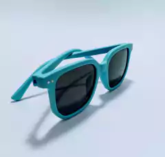 ÓCULOS DE SOL INFANTIL FLEXIVEL POLARIZADO AZUL LÍRIO - comprar online