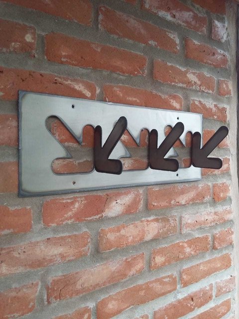 PERCHERO FLECHAS (ART. 30)