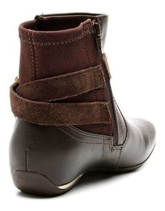 Bota Feminina Comfortflex Em Couro Salto Baixo Embutido Nova - comprar online